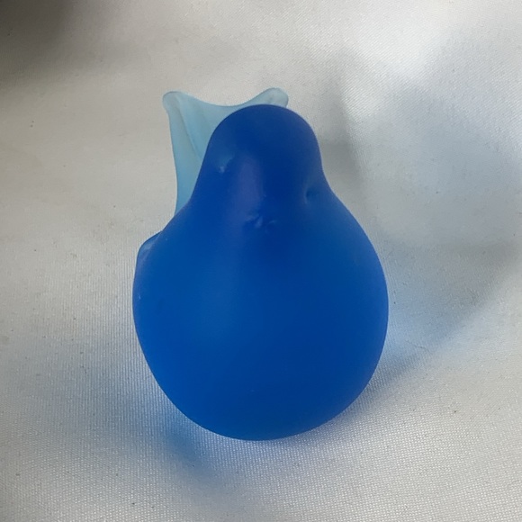 Vintage glass Interpur Accents frosted satin Bluebird (Blue Bird) figure - Picture 2 of 5